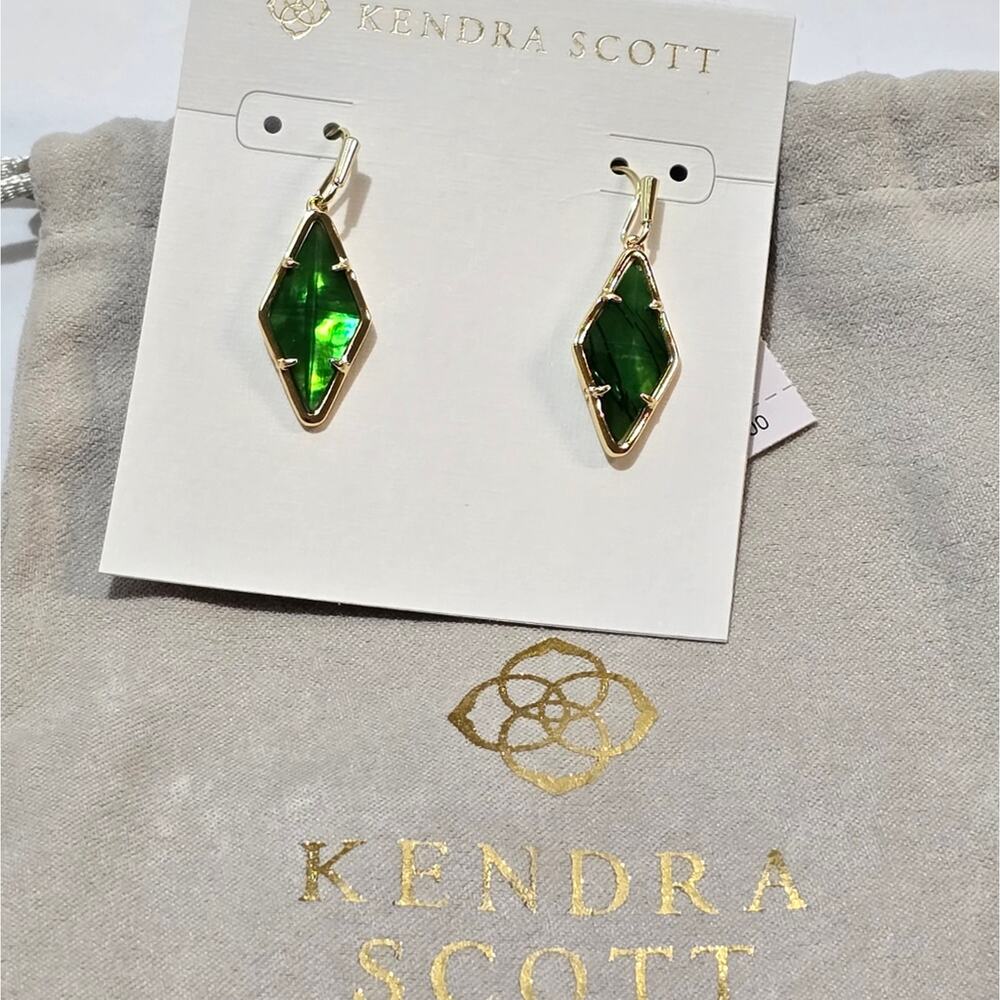Kendra Scott Kinsley Drop Earrings In Kelly‎ Green New! - Picture 5 of 8